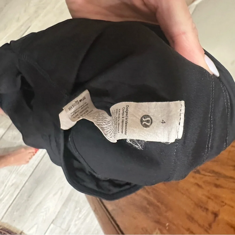 lululemon athletica Black Circle Skater Mini Skirt